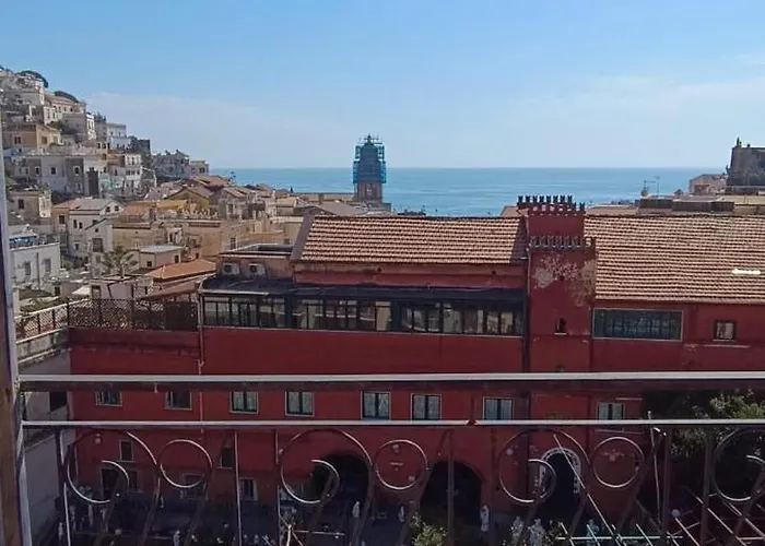 Penthouse In The Historical Center With Sea View 5 Minutes Away From Main Square Apartman *