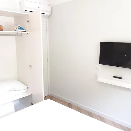 With Sea View, Elevator Only 2 Stairs In The Historical Center At 350mt From The Cathedral *