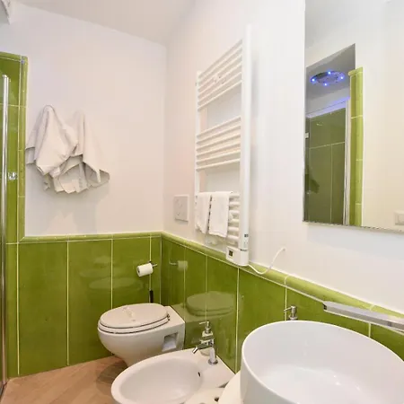 Apartamento With Sea View, Elevator Only 2 Stairs In The Historical Center At 350mt From The Cathedral