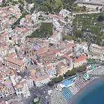 Apartment Penthouse In The Historical Center With Sea View 5 Minutes Away From Main Square