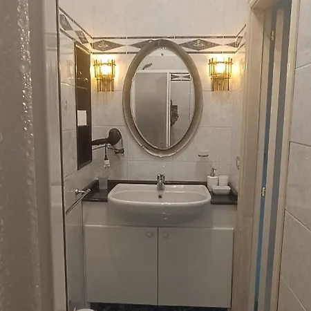 Apartman Penthouse In The Historical Center With Sea View 5 Minutes Away From Main Square *