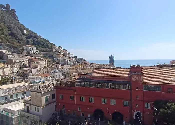 Penthouse In The Historical Center With Sea View 5 Minutes Away From Main Square Amalfi